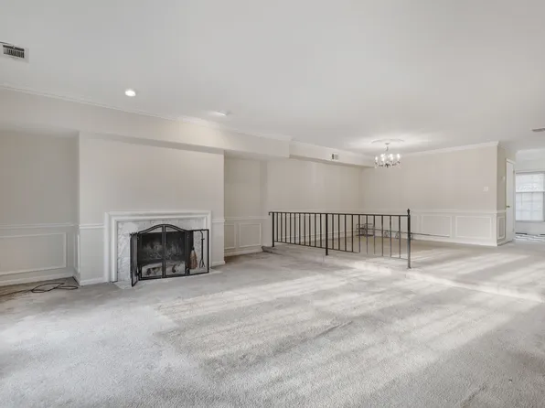 742 7th St SE APT B, Washington, DC 20003