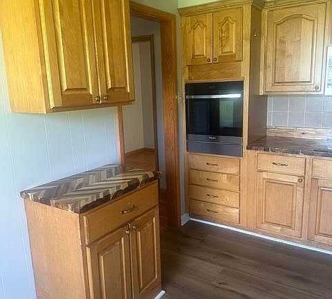 4th image of 148 Fredrick Ln