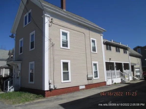 33 Whitney St, Auburn, ME 04210
