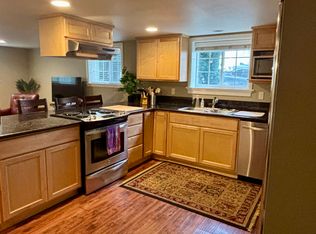 2487 NW Lovejoy St UNIT B, Portland, OR 97210