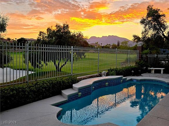 2nd image of 1737 Corta Bella Dr