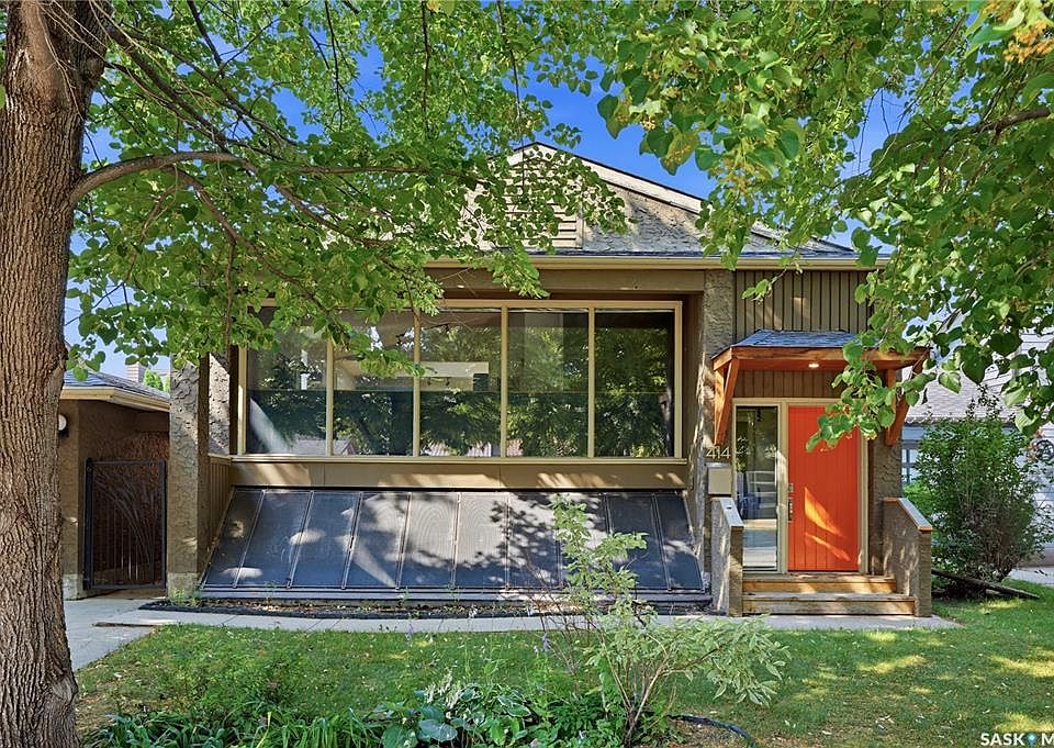 1st image of 414 Christopher ROAD