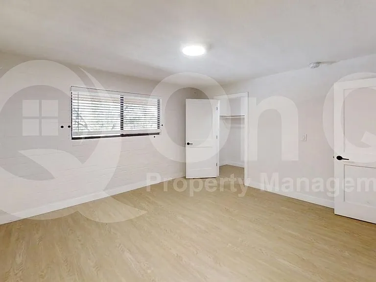 1840 W Thomas Rd #27 — Photo 8