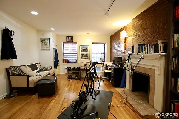 Rented by Oxford Property Group | media 2