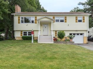 31 Garfield St, Methuen, MA 01844