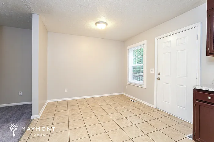 7309 Oak Park Ct — Photo 6