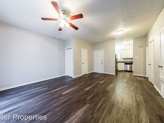 2nd image of 616 W North Loop Blvd #616C