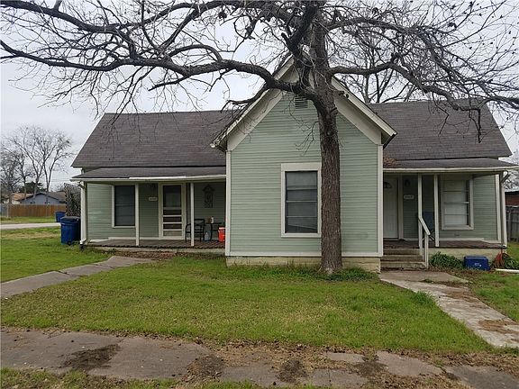 2nd image of 501 E Davilla St