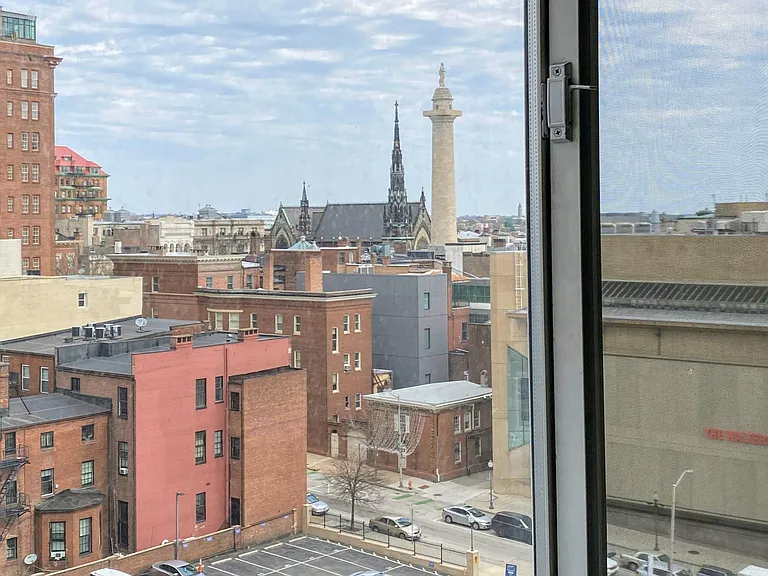 Gallery Tower — Photo 37