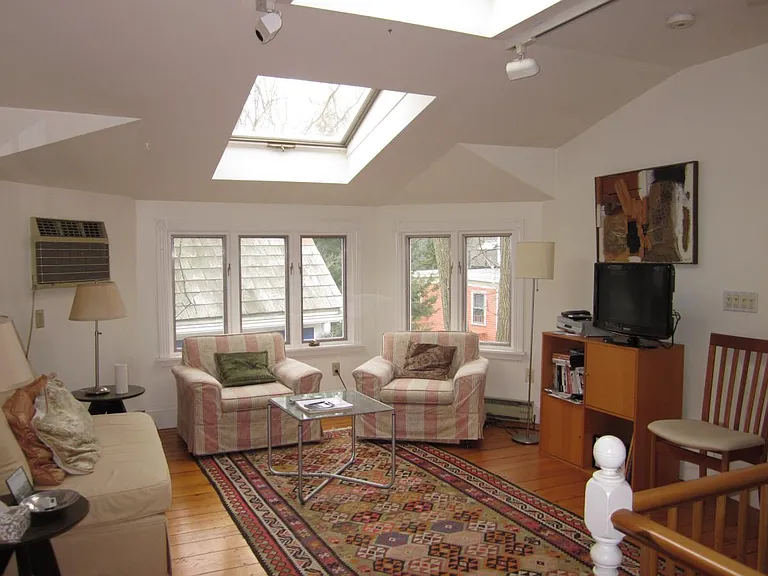 14 Linnaean St — Photo 15