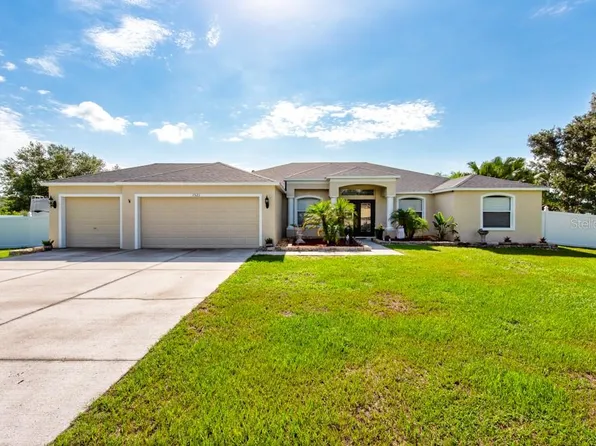 1521 Avondale Ridge Dr, Plant City, FL 33567