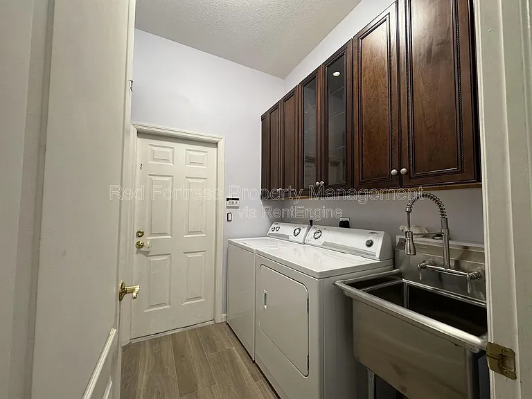 2531 Sawgrass Lake Ct — Photo 12