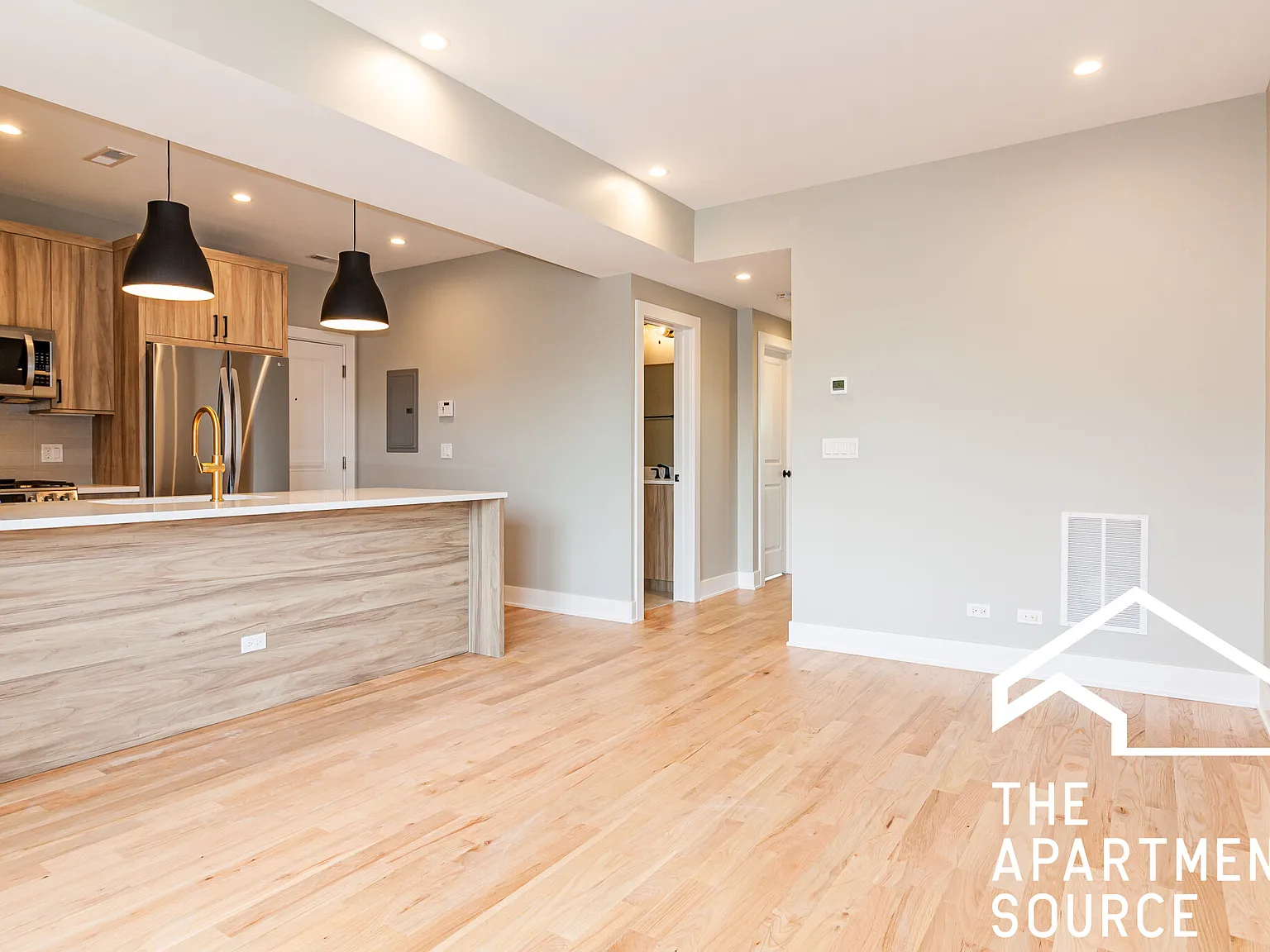 2 bed, $3,100 — Photo 3
