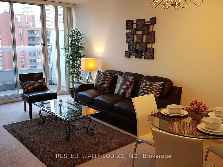 43 Eglinton Ave E #1808 — Photo 5