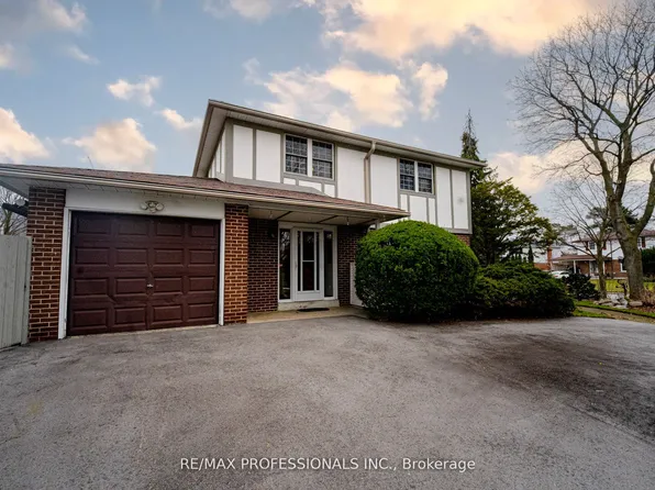 1 Bluefin Cres, Toronto, ON M1H 2K9