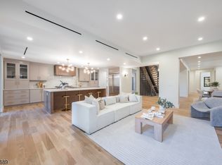 108 Meyersville Rd, Chatham, NJ 07928