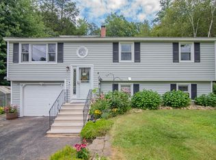 4 Thomas St, Derry, NH 03038