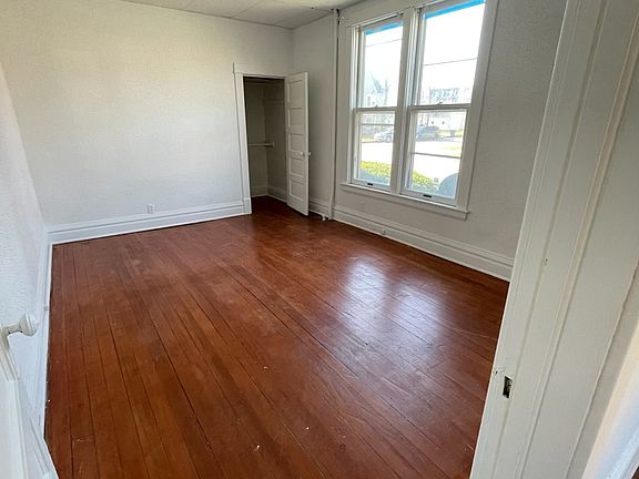 2nd image of 157 Michigan Ave #2