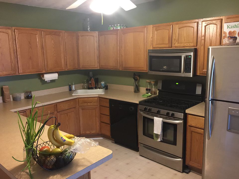 2nd image of 3440 Elm Ave