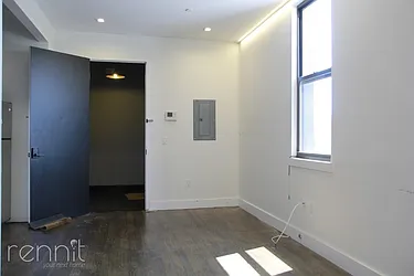 Rented by Rennit Inc.