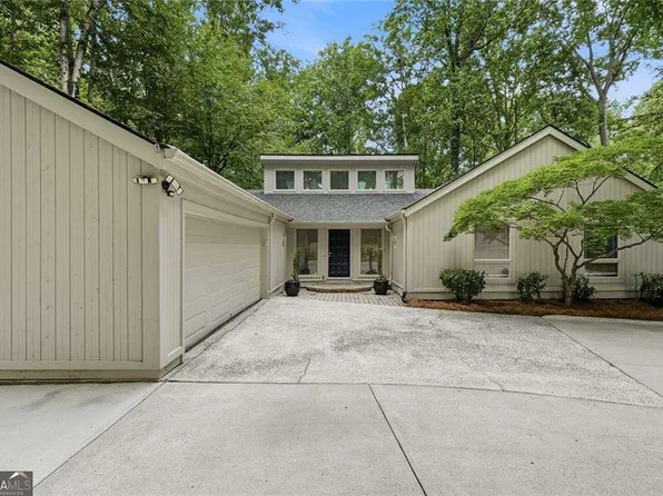 4411 Kings Way NE, Marietta, GA 30067