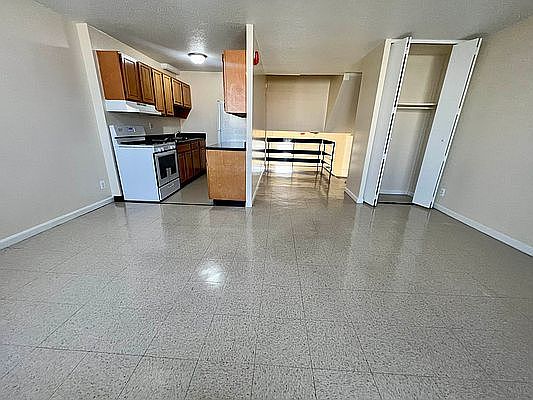 2nd image of 2863 W 29th St #3A