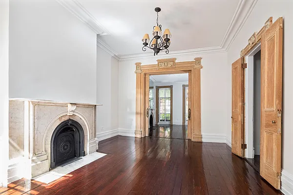 Rented by Stribling | media 23