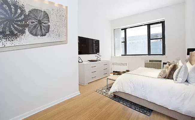 Rented by REAL New York | media 3