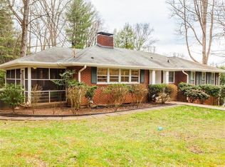2 Bevlyn Dr, Asheville, NC 28803