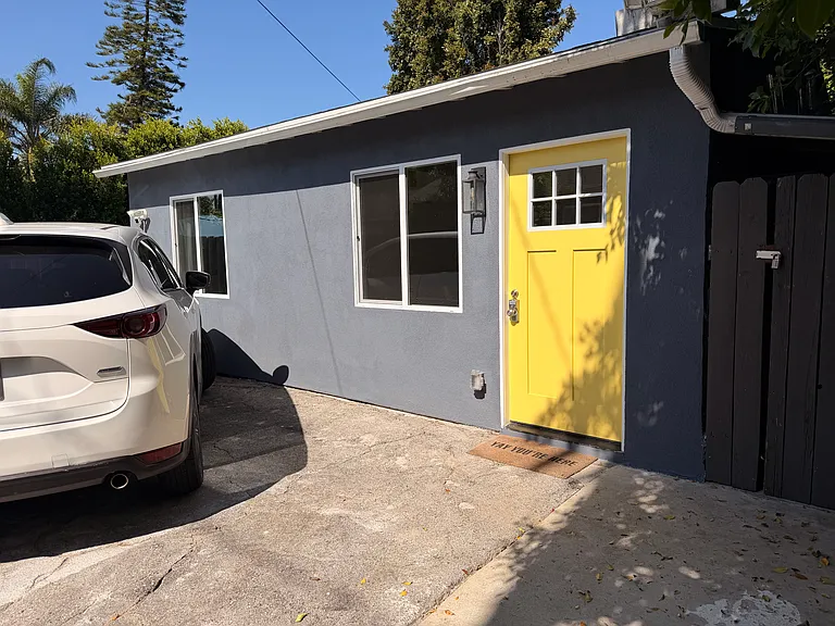 5061 Haskell Ave #GUESTHOUSE — Photo 14