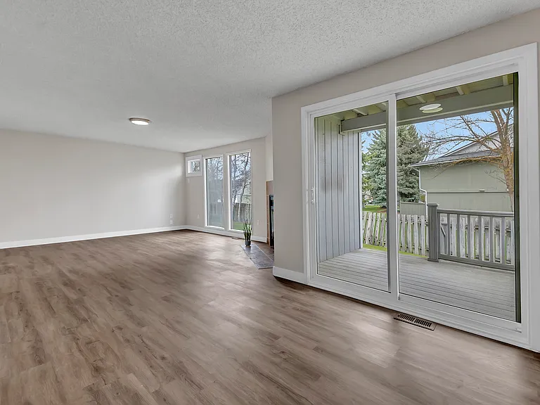 4517 S Donald Ct — Photo 5