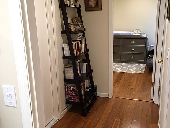 Hallway to 2nd bedroom