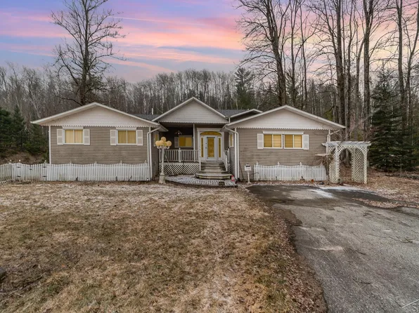 1426 Rifle River Dr, Prescott, MI 48756