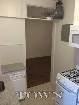 Rented by Town Residential | media 7