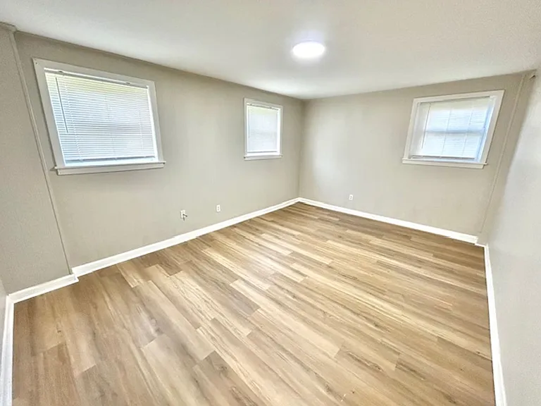 2710 Scenic View Dr NW — Photo 10