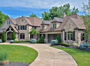 31562 Turtle Creek Pkwy, Westlake, OH