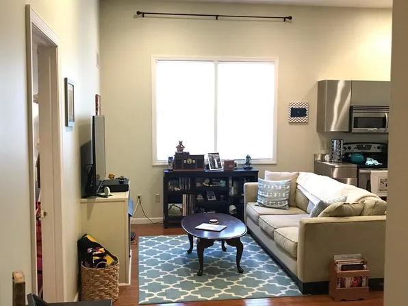 6315 Marchand St APT 5, Pittsburgh, PA 15206