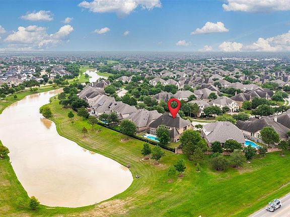 3rd image of 28030 Bandera Glen Lane
