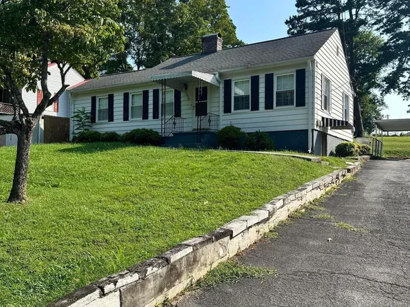 5406 Greencrest Rd, Knoxville, TN 37918