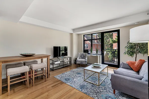 Sold by Julia B Fee Sotheby's International Realty | media 1