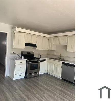 786 McKenzie Ave — Photo 3