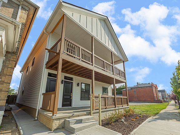 2nd image of 964 E Long St #964