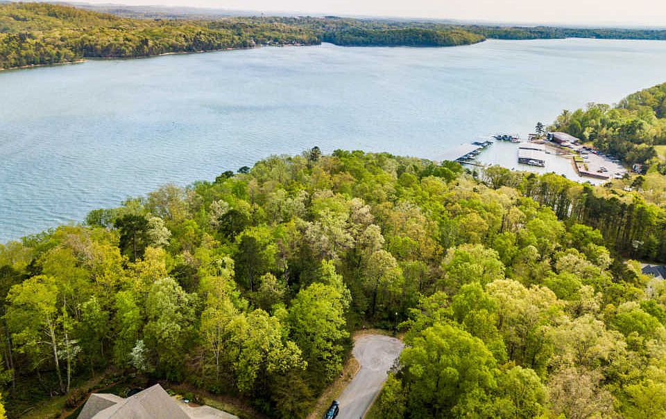 1st image of 2116 River Bluff Dr