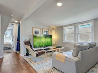 5434 W Waveland Ave #2, Chicago, IL 60641