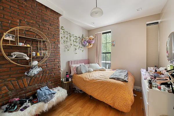 Rented by Brown Harris Stevens | media 4