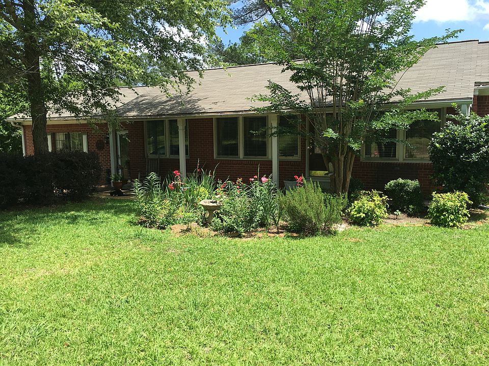 Front yard 