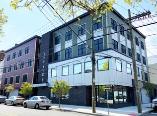 195 Avenue E APT 204, Bayonne, NJ 07002