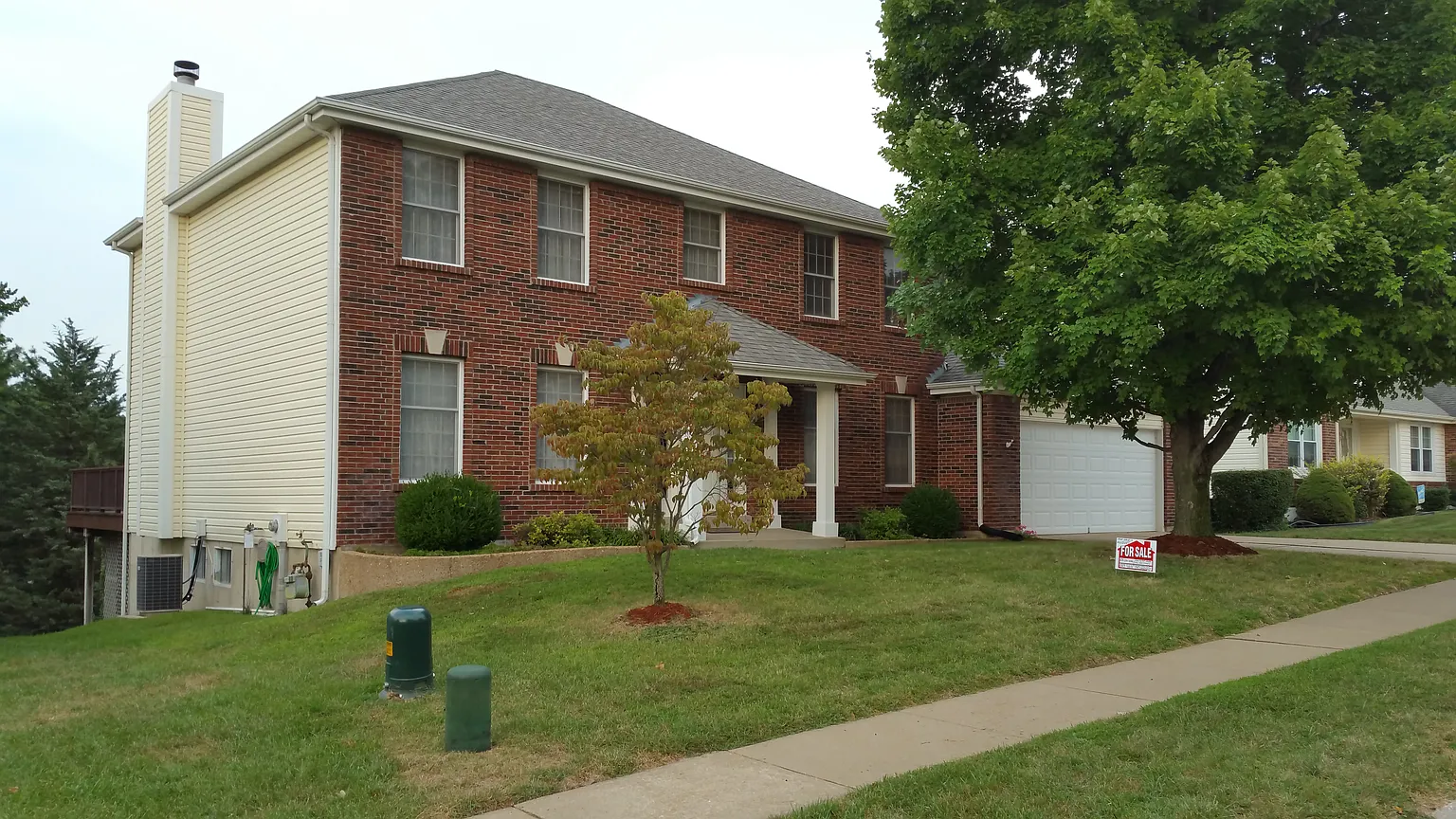 3024 Royal Highlands Dr photo 1