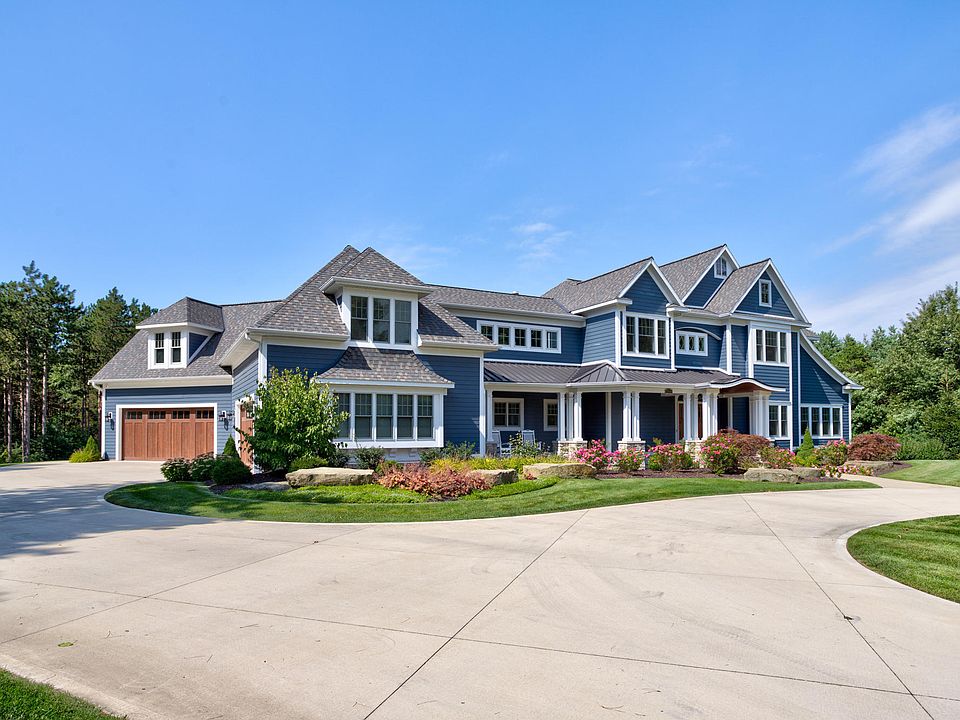 1st image of 3830 Sand Castle Ln
