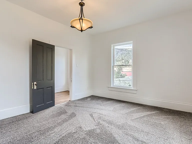 2545 Miner St — Photo 20